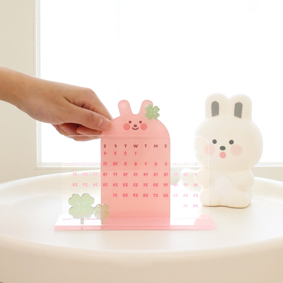 토끼 아크릴 만년 달력 (출처=아성다이소)