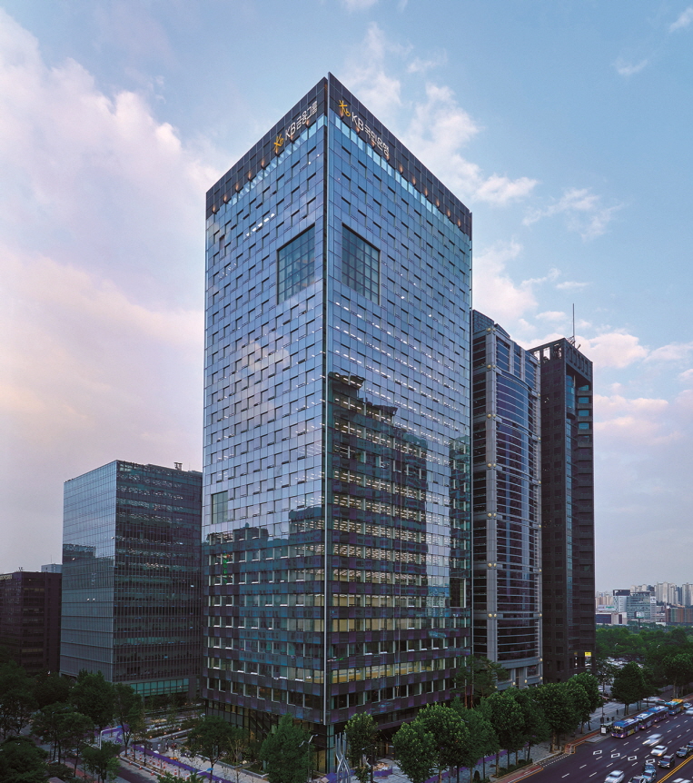 KB금융그룹 건물 전경 (출처=KB금융그룹)
