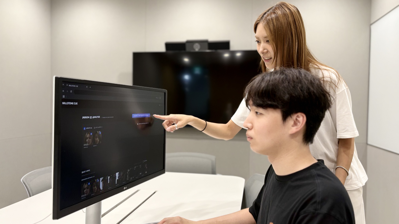 CJ AI실 직원들이 밀스톤 큐를 활용해 테스트 영상을 편집하고 있다. (출처=CJ그룹)