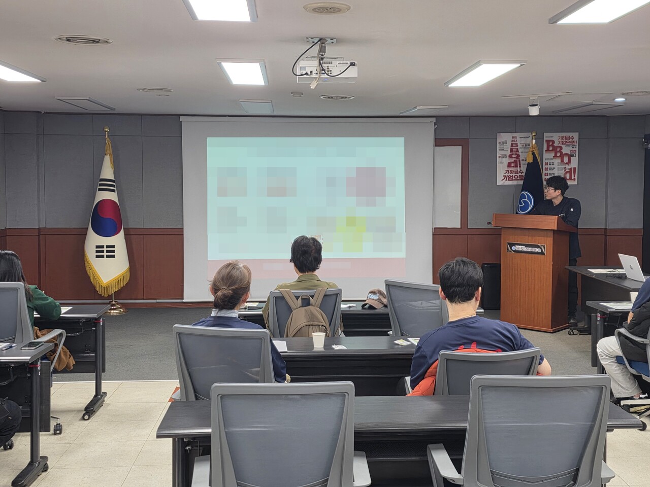 출처=제네시스BBQ